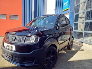Ligier Myli brommobiel elektrisch  3216 KM !!